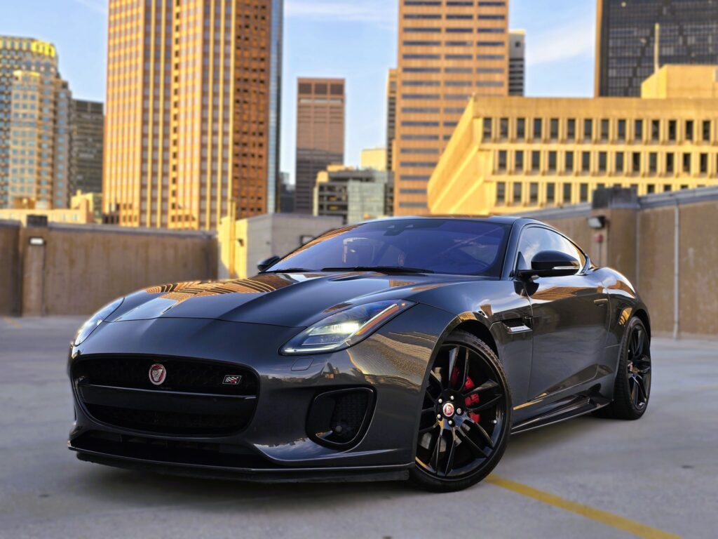 Home 146 Jaguar F-Type