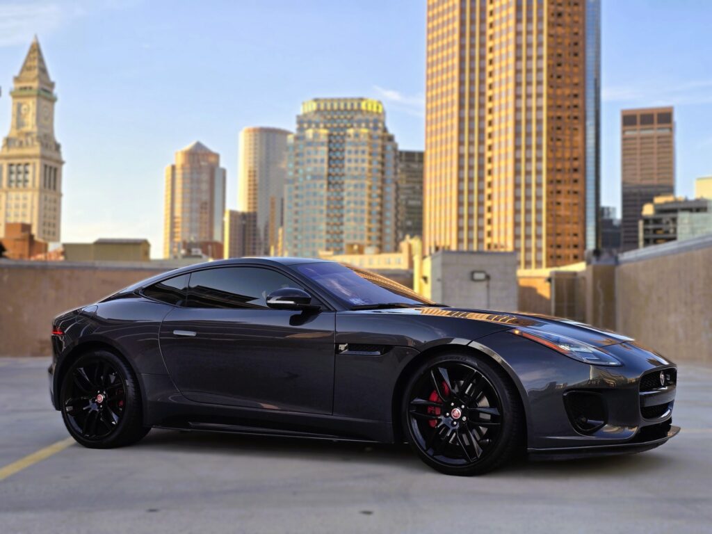 Home 150 Jaguar F-Type